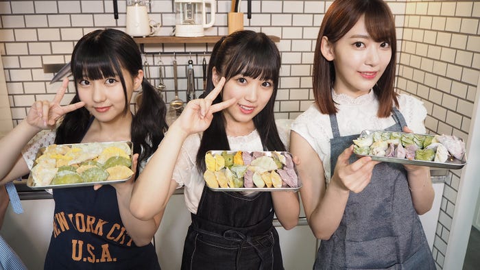 (左から)田中美久、矢吹奈子、宮脇咲良 (C)テレビ朝日