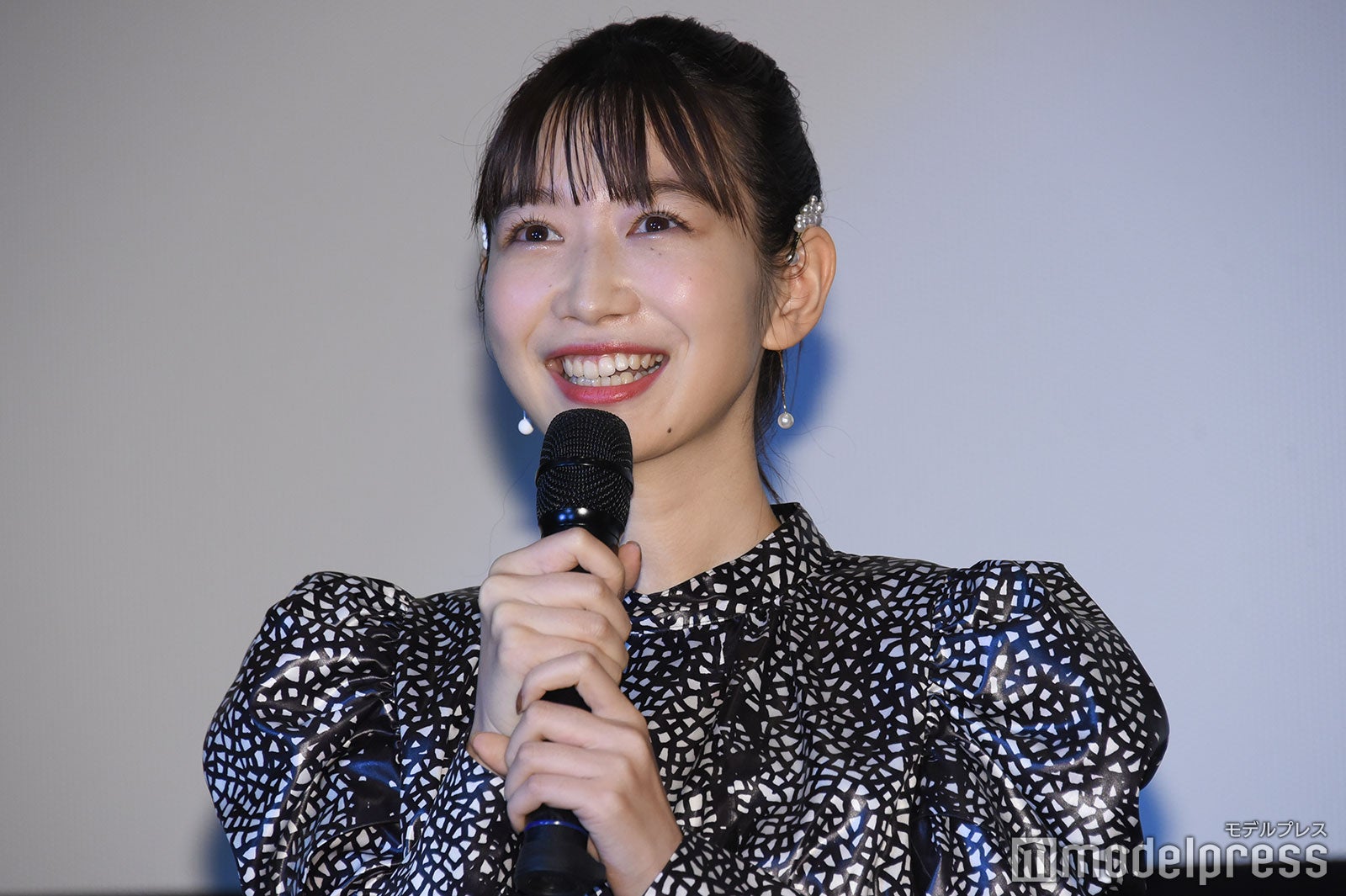 岡本夏美（C）モデルプレス