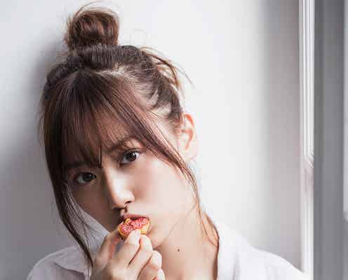 乃木坂46山下美月1st写真集「忘れられない人」4度目重版で18万部突破 初週売上記録歴代1位の新記録<未収録カット>