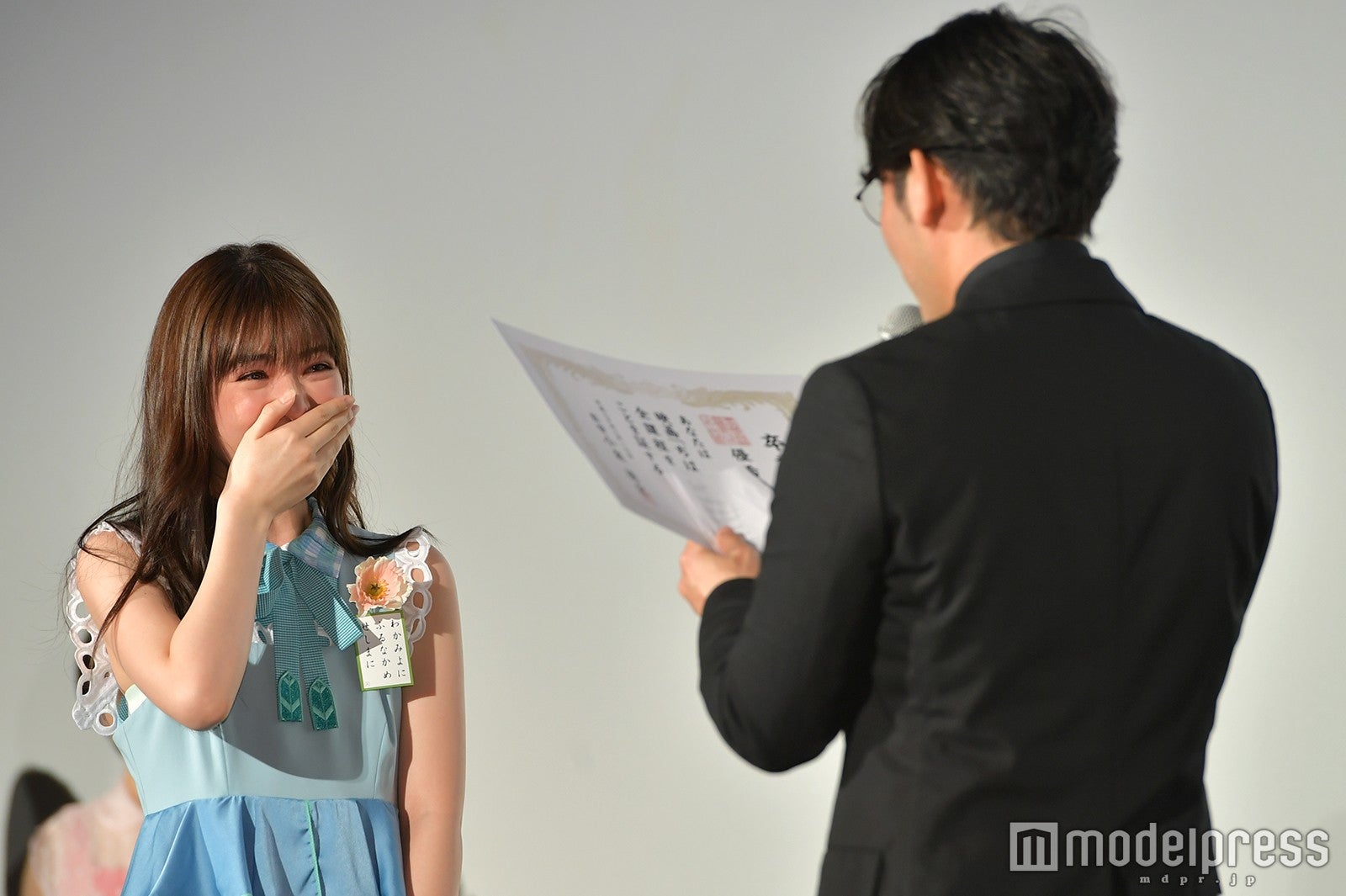 優希美青、小泉徳広監督 （C）モデルプレス