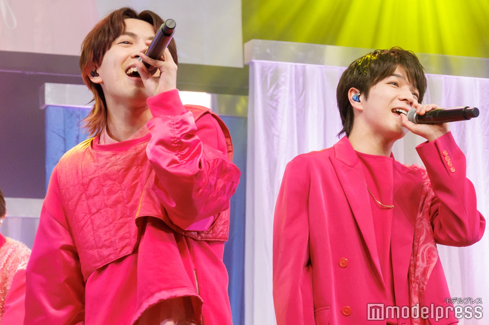 吉田仁人、塩崎太智（C）モデルプレス