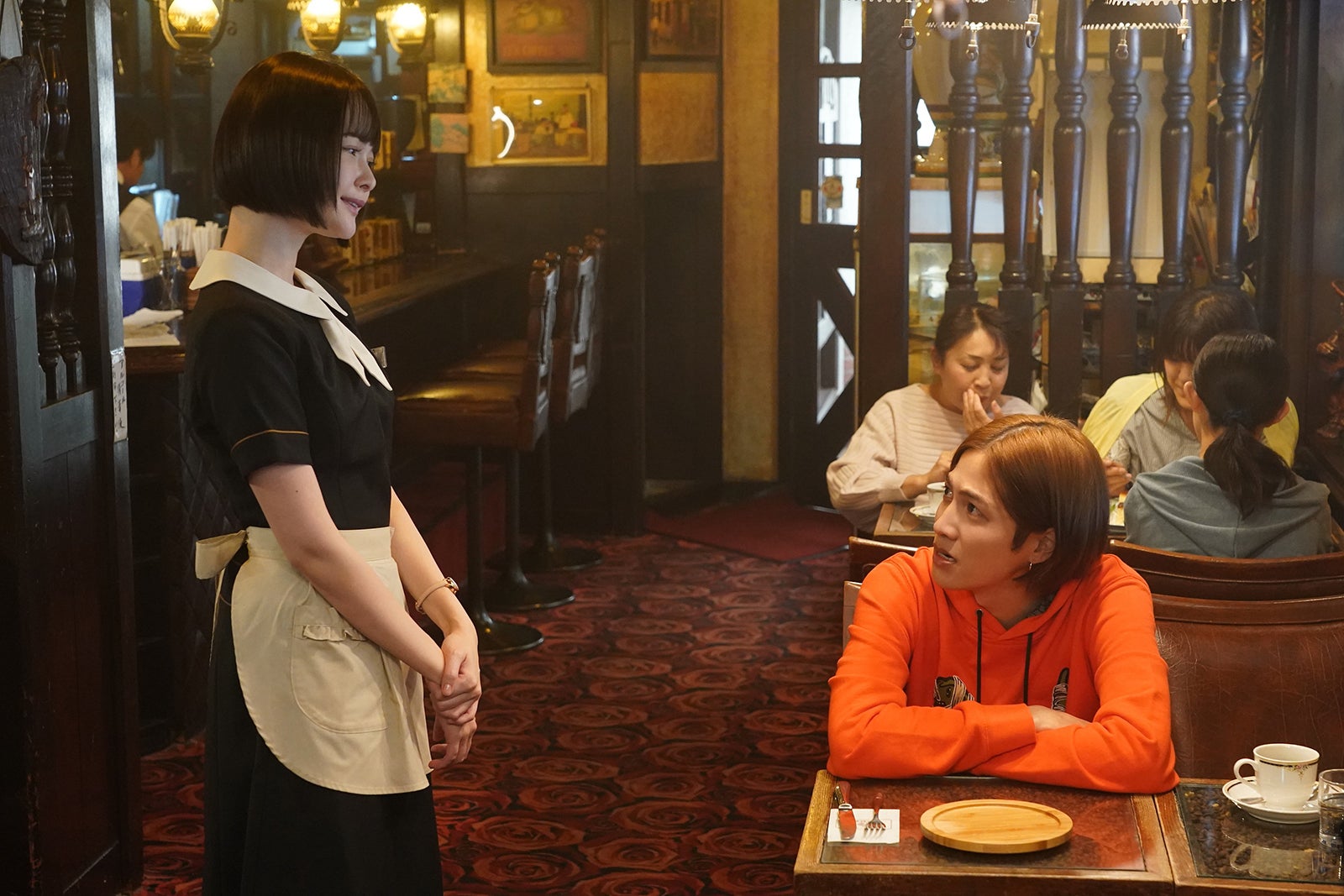 志尊淳、玉城ティナからビンタ炸裂 恋の行方占う映像公開＜極主夫道 ザ・シネマ＞