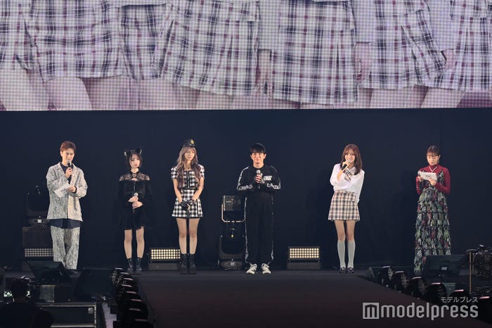 「TGC北九州」(左から)ウエンツ瑛士、天海りこ、今井アンジェリカ、濱口優、きほ、宇垣美里(C)モデルプレス