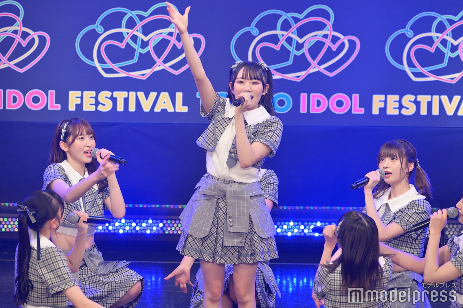 ≠ME （C）モデルプレス