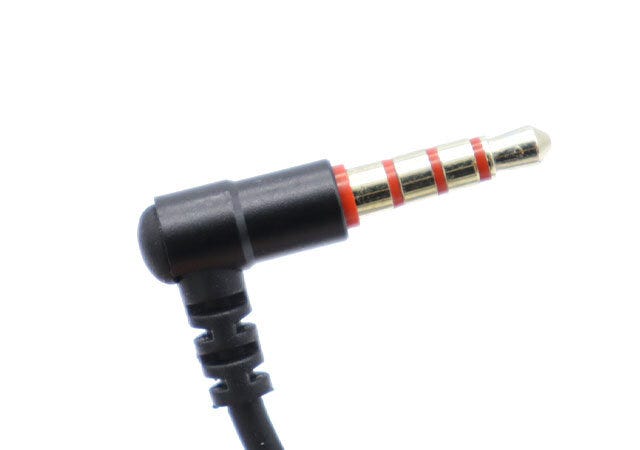 ダイソー　ゲーミングイヤホン　L字型プラグ