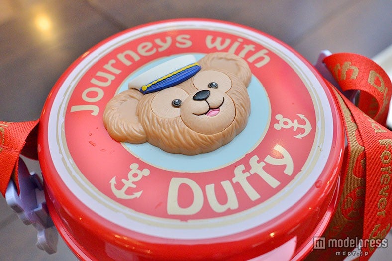 フタにはダッフィー