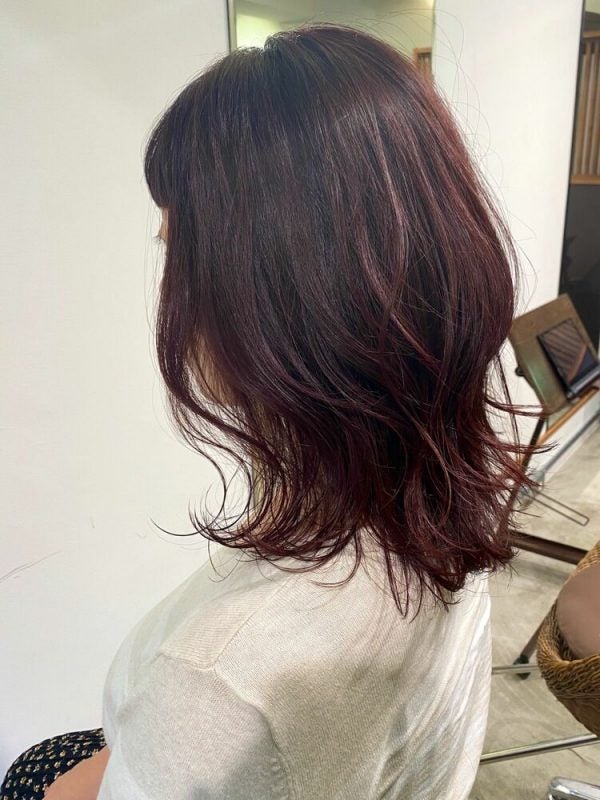 くびれヘア ってどんなヘアスタイル 女性らしいシルエットで差をつけよう モデルプレス