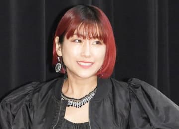 「すごすぎません？！」IMALU DIYのレベル超え！パートナーと暮らす奄美の手作りハウス内装公開