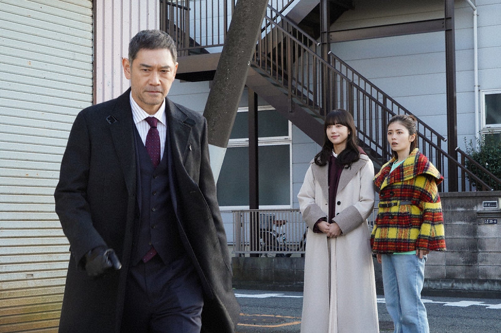 杉本哲太、清原果耶、小芝風花 「invert 城塚翡翠 倒叙集」第4話より（C）日本テレビ