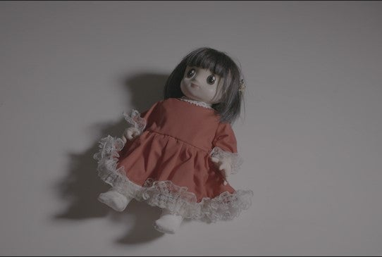 「何かおかしい」場面写真（C）テレビ東京