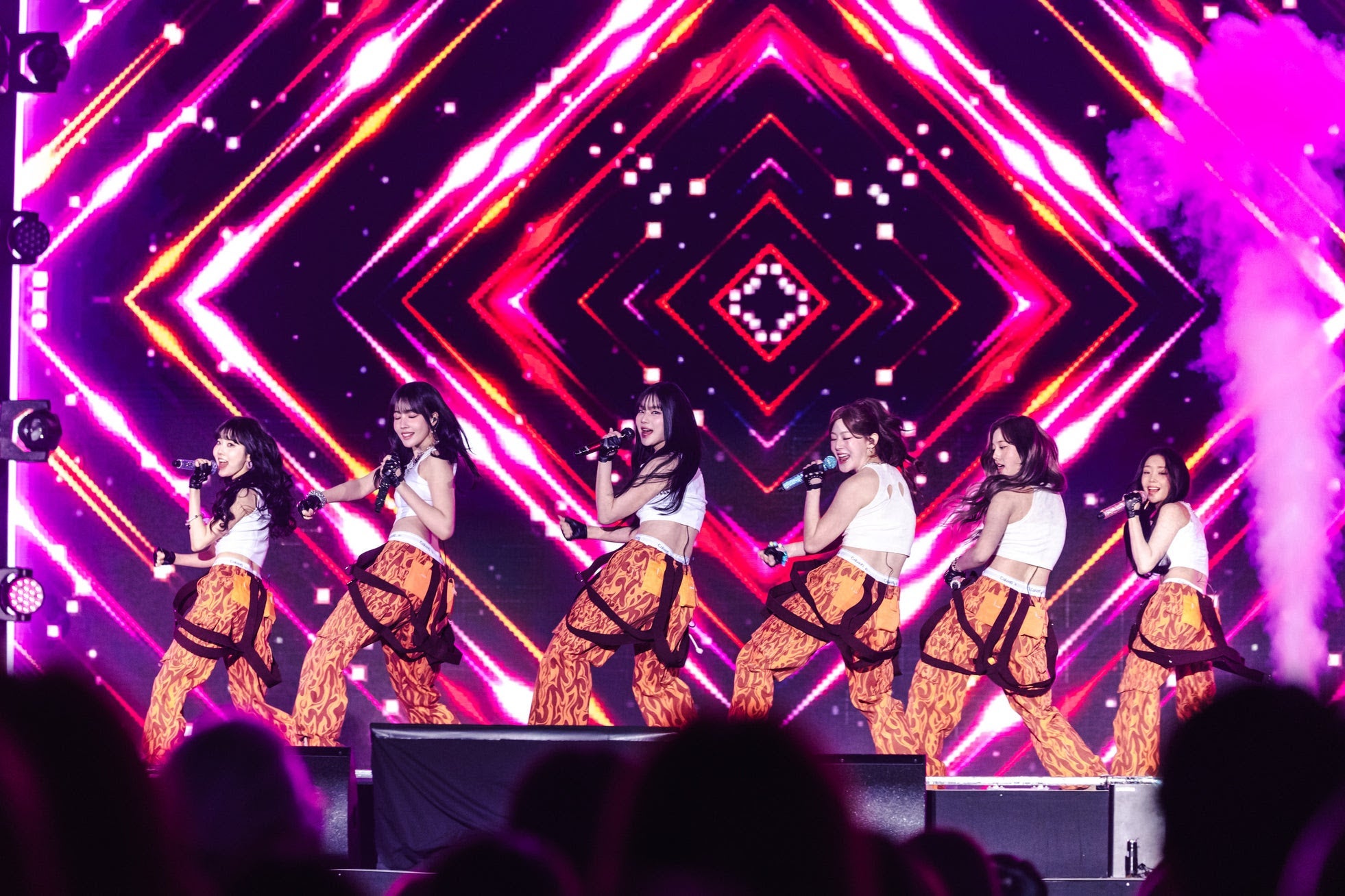 STAYC「2024 MUSIC BANK GLOBAL FESTIVAL in JAPAN」（提供写真）