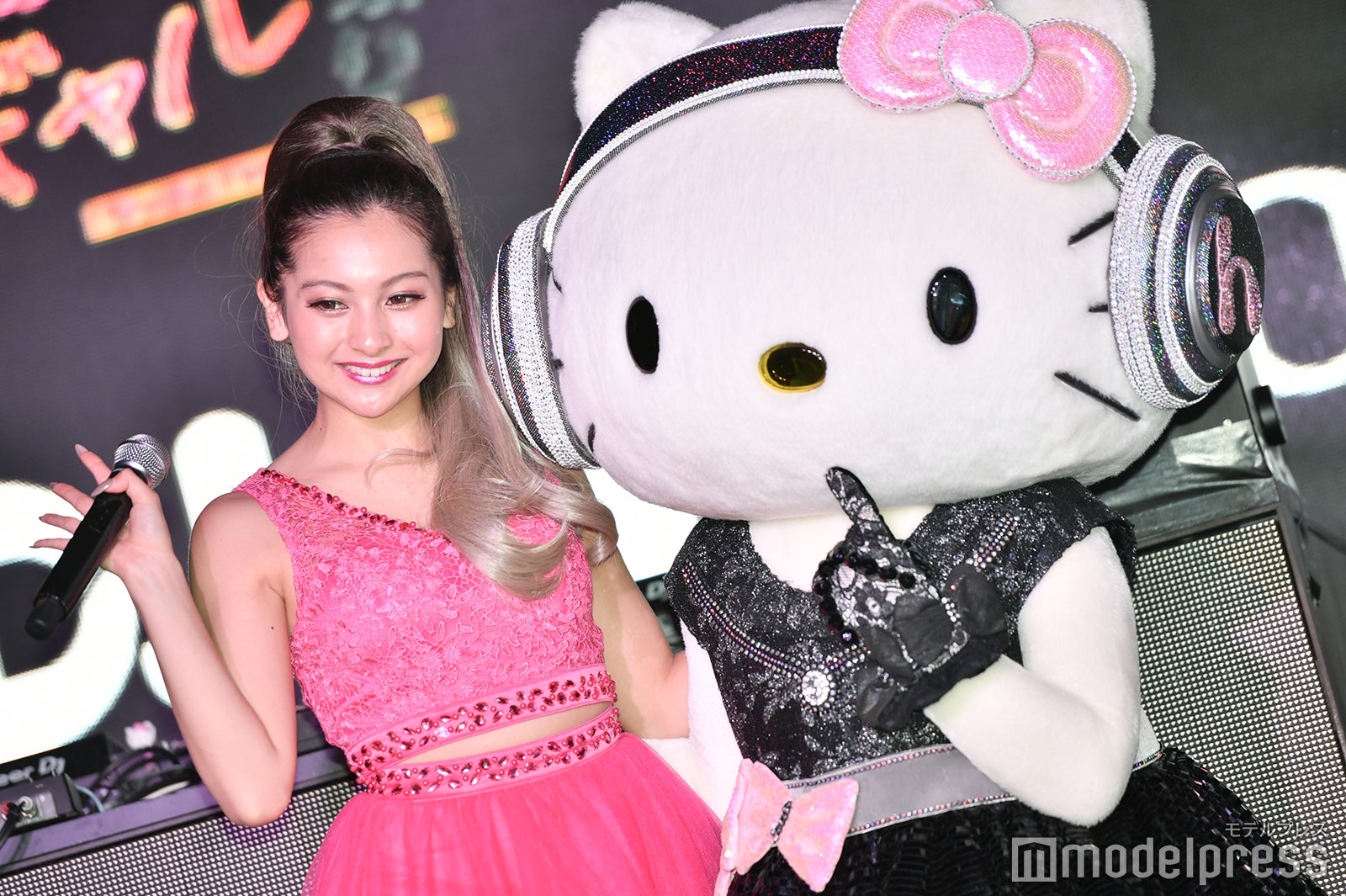 ゆきぽよ、キティちゃん （C）モデルプレス