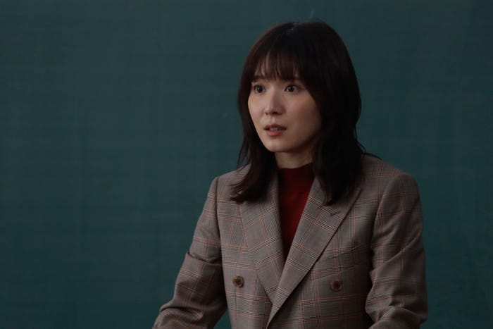 松岡茉優「最高の教師 1年後、私は生徒に■された」第1話より(C)日本テレビ