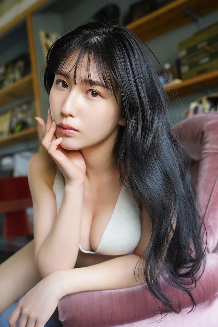 森嶋あんり(C)撮影・佐藤佑一/「ヤングガンガン」(スクウェア・エニックス)2月3日発売号アザーカット