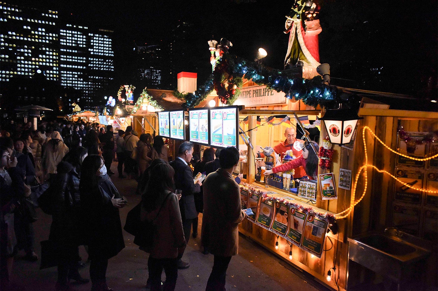 「東京クリスマスマーケット2016」がパワーアップ！グルメや雑貨32店舗集結／画像提供：東京クリスマスマーケット2016実行委員会