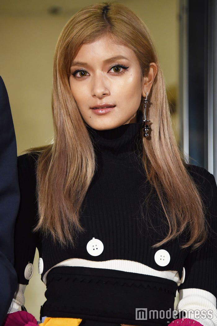 ローラ(C)モデルプレス