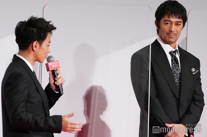 佐藤健、阿部寛 (C)モデルプレス