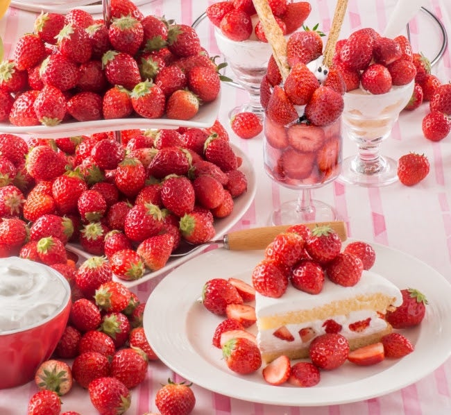 いちご食べ放題イメージ／画像提供：スイーツパラダイス