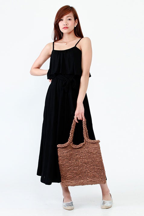 フリル切替ウエストリボンロングワンピース「salus」2,490円（税込）