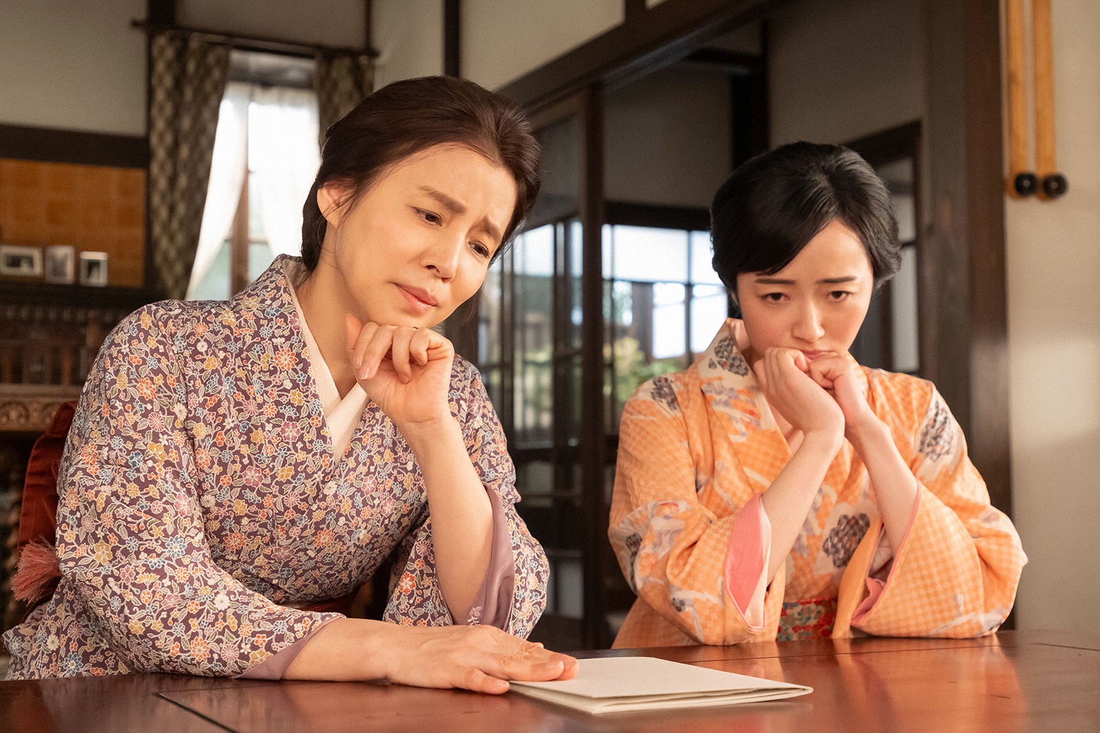 石田ゆり子、森田望智「虎に翼」第34話（C）NHK