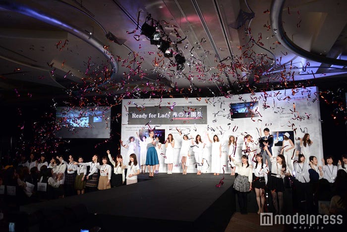 (C)モデルプレス