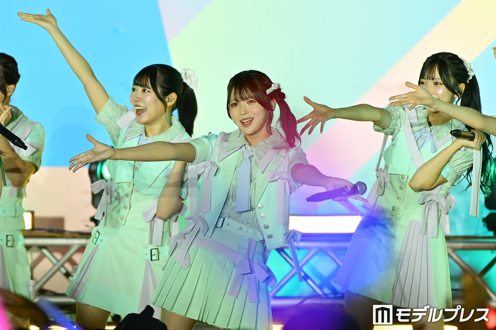 ≒JOY（C）モデルプレス