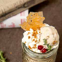 「OMOHARA Cafe」クリスマス限定、ハニーナッツアイスクリーム¥680