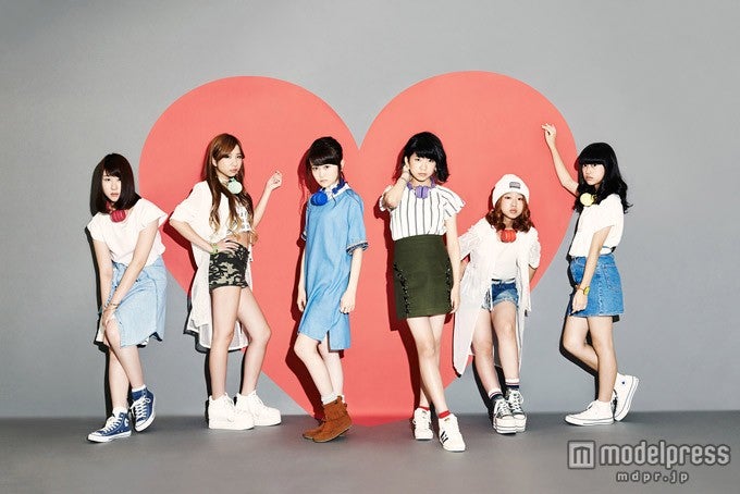 アリアナ･グランデ来日公演、オープニングアクトにLittle Glee Monsterを抜擢