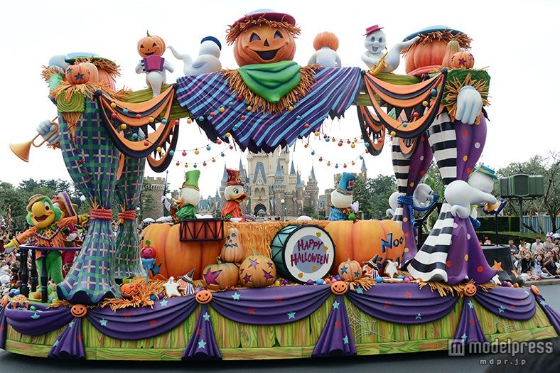 パレード「ハッピーハロウィーンハーベスト」