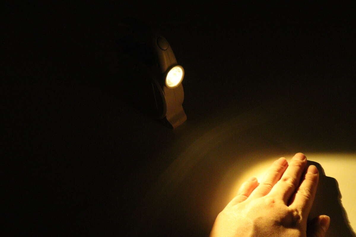 ダイソー　手持ちライト（グレー）　LEDライト