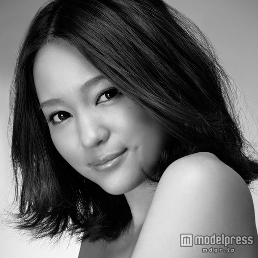 佐々木希、現役女子大生アーティストのPVにサプライズ出演