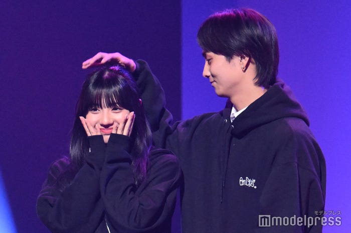 向井怜衣、小幡海潤(C)モデルプレス