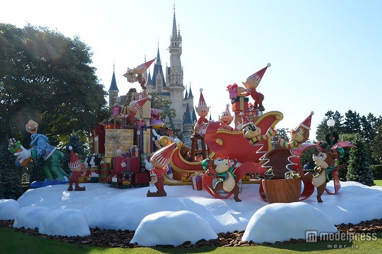 シンデレラ城に向かって左側のフォトロケーション