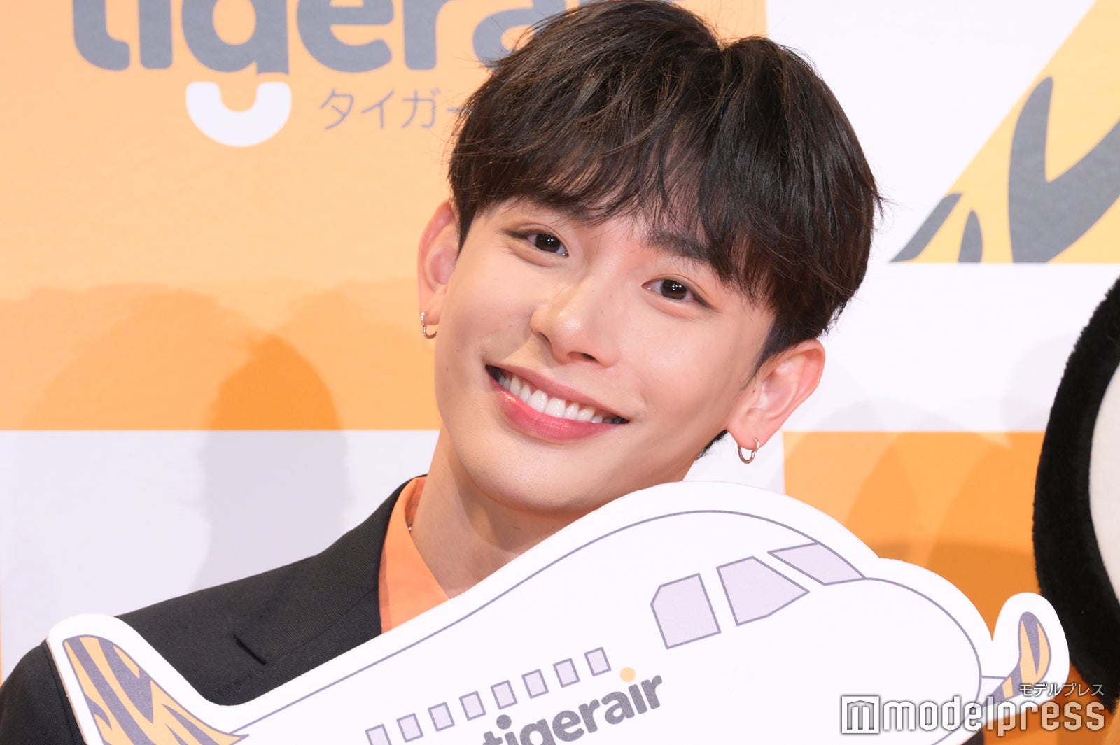 よしあき（C）モデルプレス