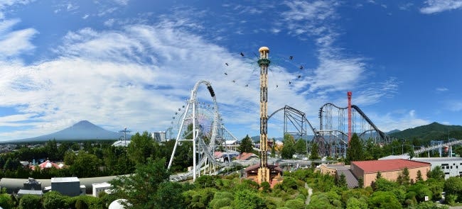 富士急ハイランド、7月14日より入園無料化 初の遊園地内「スタバ」進出&新施設も続々