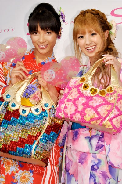 南明奈、AKB48メンバーがキュートなゆかた姿を披露！日本で唯一のファストバッグブランドが銀座にオープン