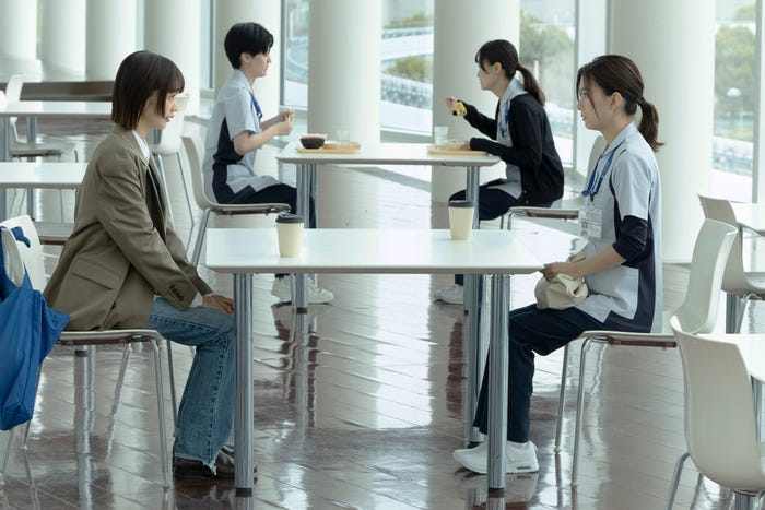 見上愛、芳根京子「Re:リベンジ-欲望の果てに-」第3話より(C)フジテレビ