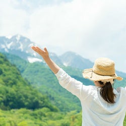 ネットの“つながり疲れ”を感じたら…スマホ断ちして「圏外旅行」へ