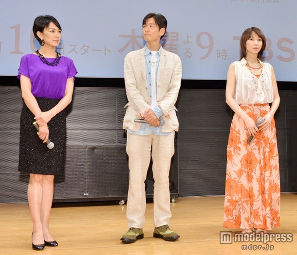 （左から）板谷由夏、井浦新、稲森いずみ