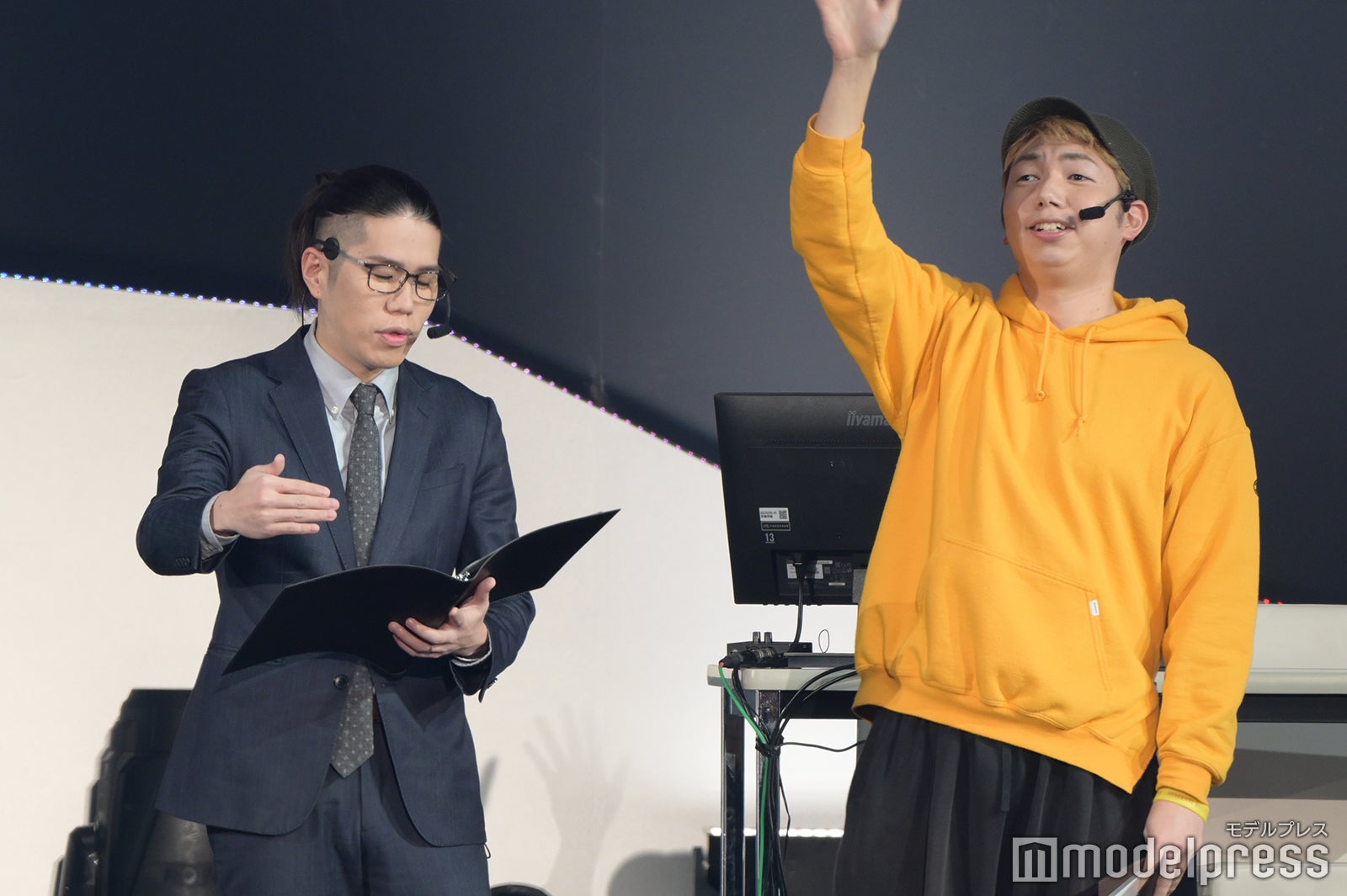 （左）CO-DA（C）モデルプレス