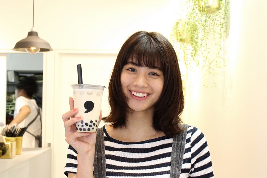 comma tea大人のタピオカミルクティー