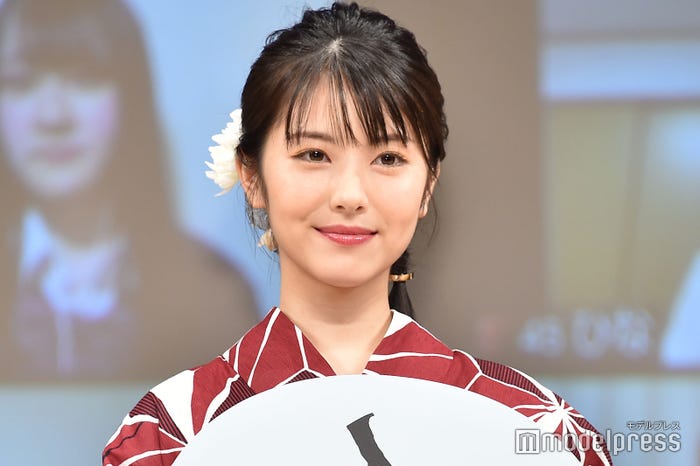 浜辺美波(C)モデルプレス