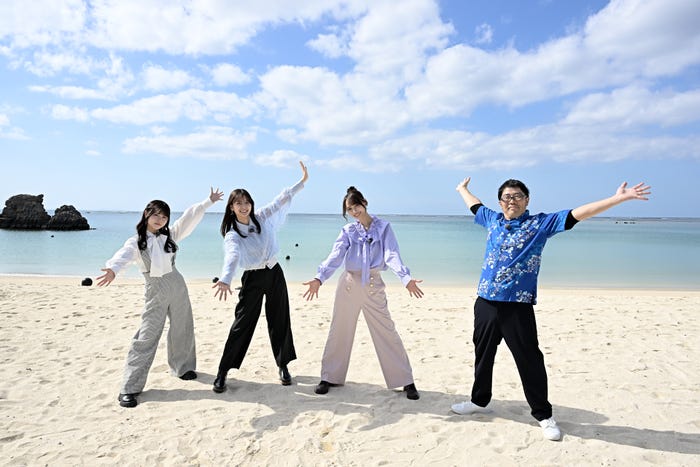 伊藤理々杏、金川紗耶、弓木奈於、鈴木拓(C)CS放送TBSチャンネル1