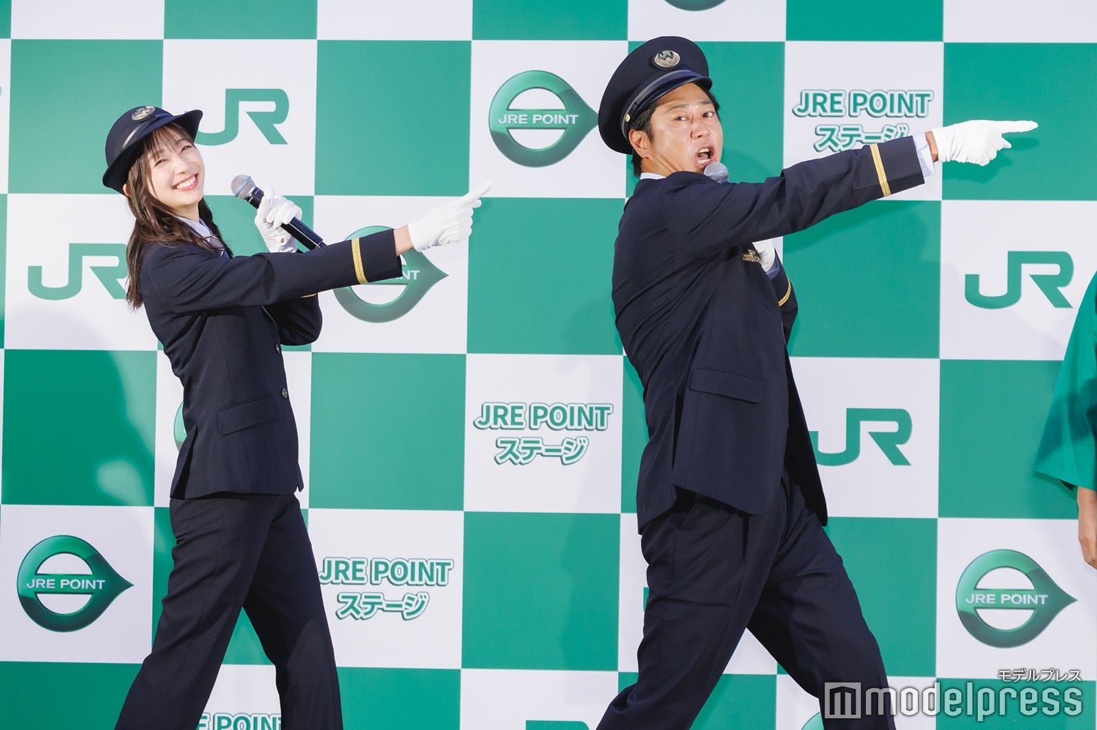 足立梨花、尾形貴弘（C）モデルプレス