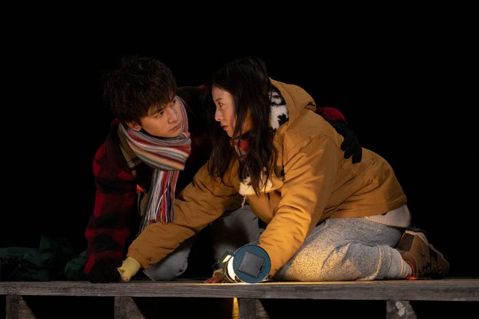 北村匠海、吉高由里子/「星降る夜に」第1話より(C)テレビ朝日