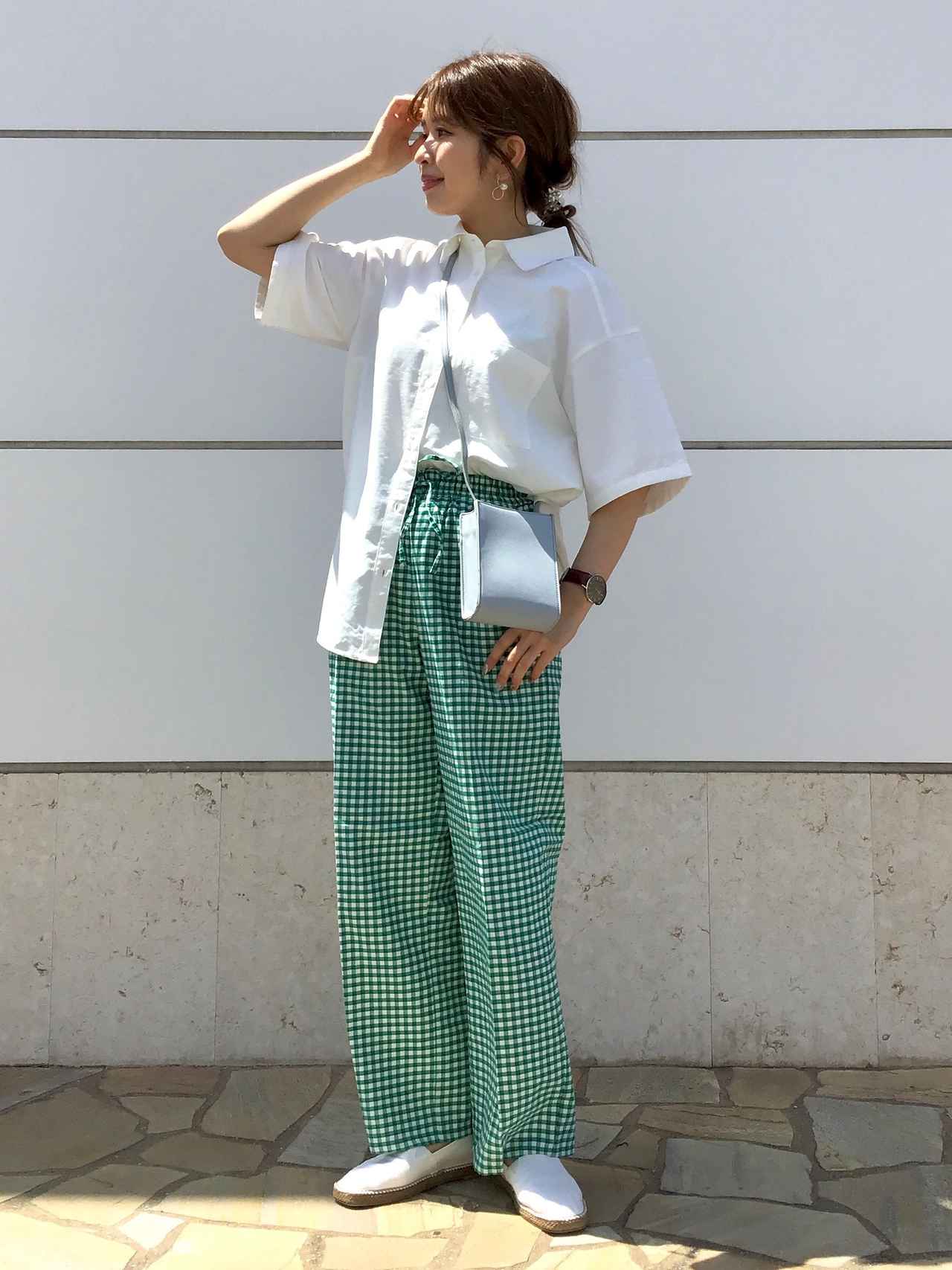 Gu 今季も人気の グリーンパンツ 色味違いのオススメ4選 モデルプレス