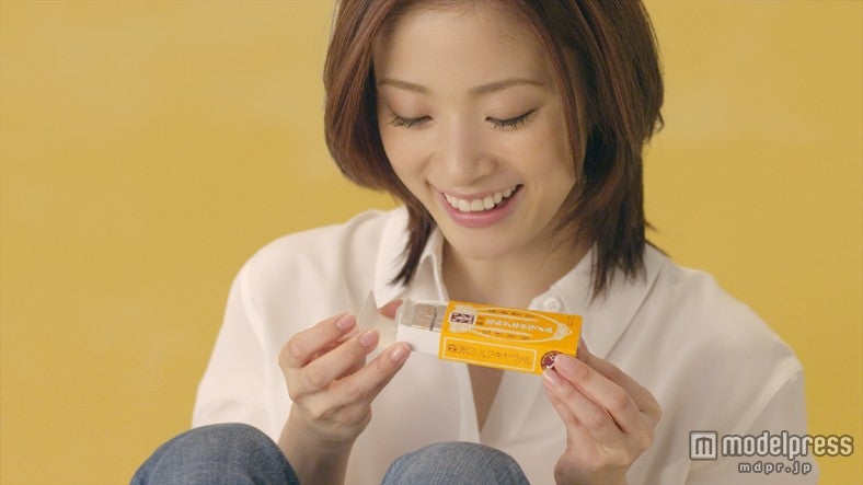 上戸彩／森永ミルクキャラメル新CM「100年ずっと」篇