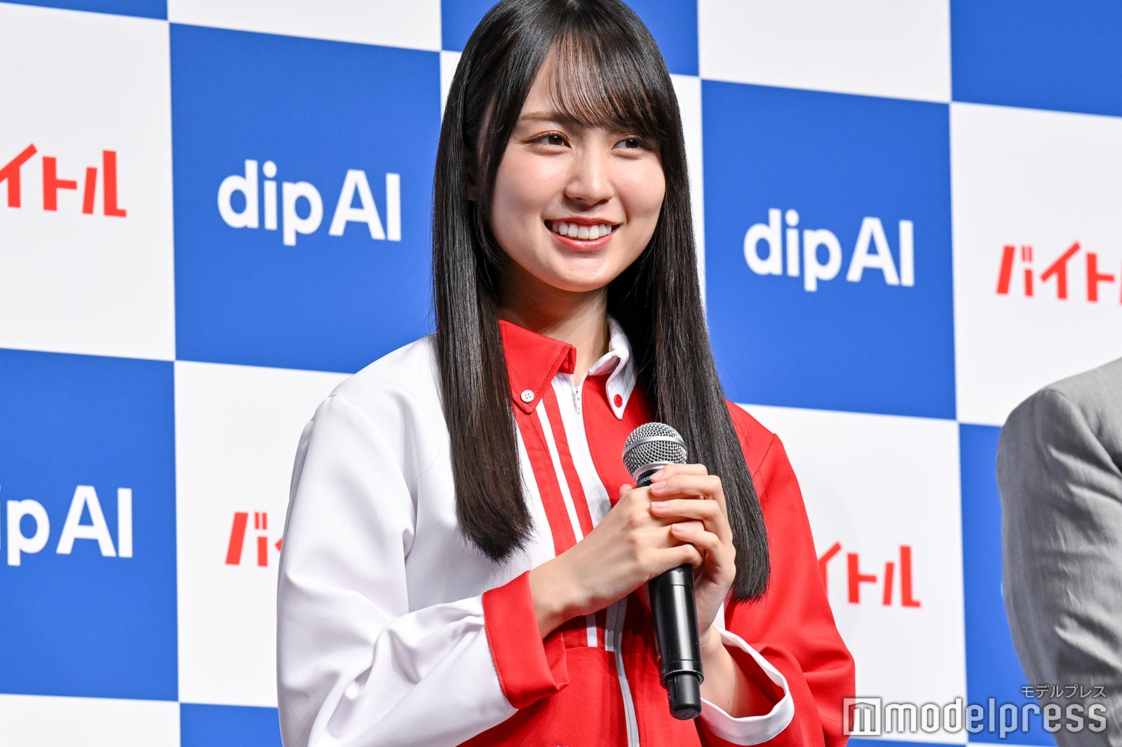 賀喜遥香（C）モデルプレス