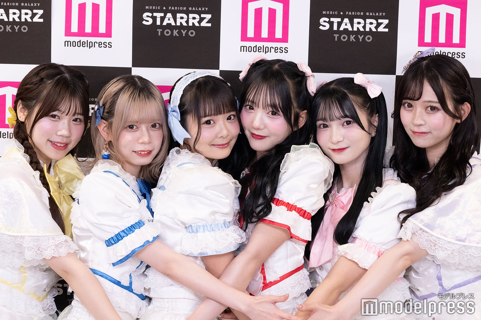 Onephony／（左から）木月莉星、橘彩音、久保田さやか、田島櫻子、夢乃澪、浅桜みらい（C）モデルプレス