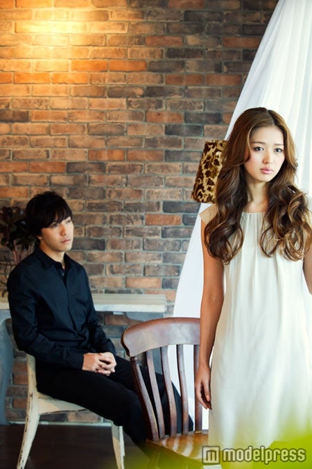 KAJI on the INTELLIGENCE（左：田中隼人、右：KAJI）